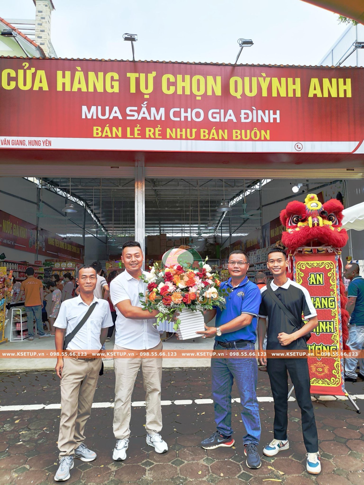 khai trương cửa hàng tự chọn